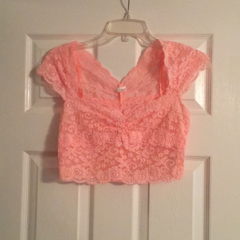 Pink, Cap sleeve, lace crop top